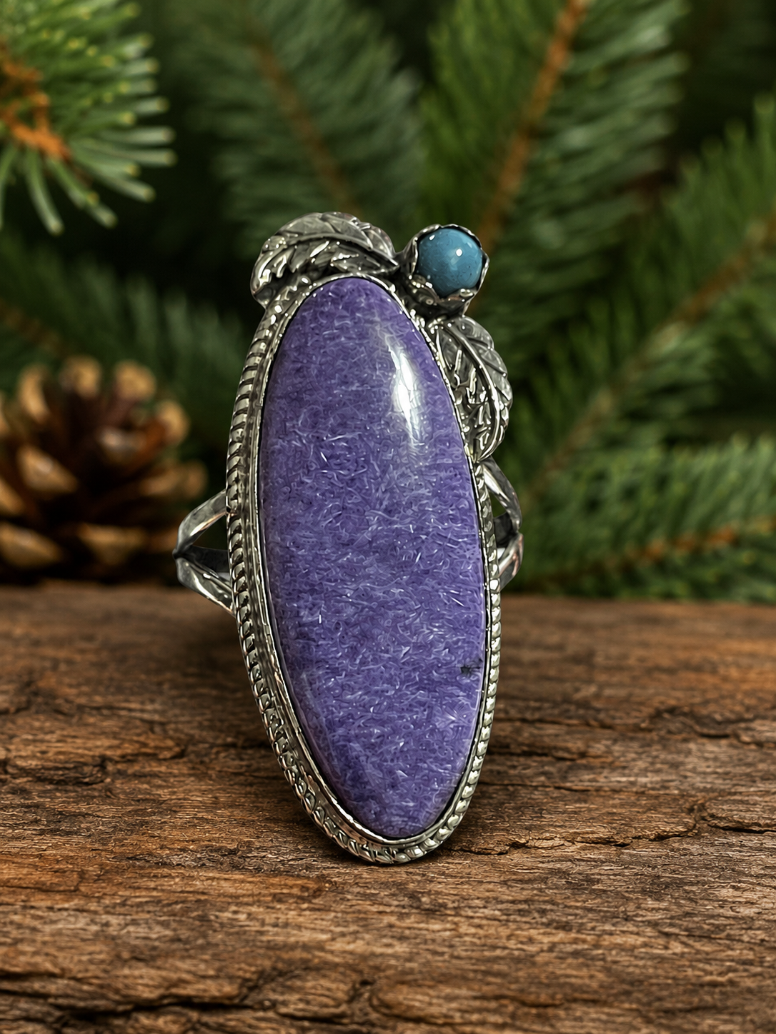 Chariote stone sterling silver ring